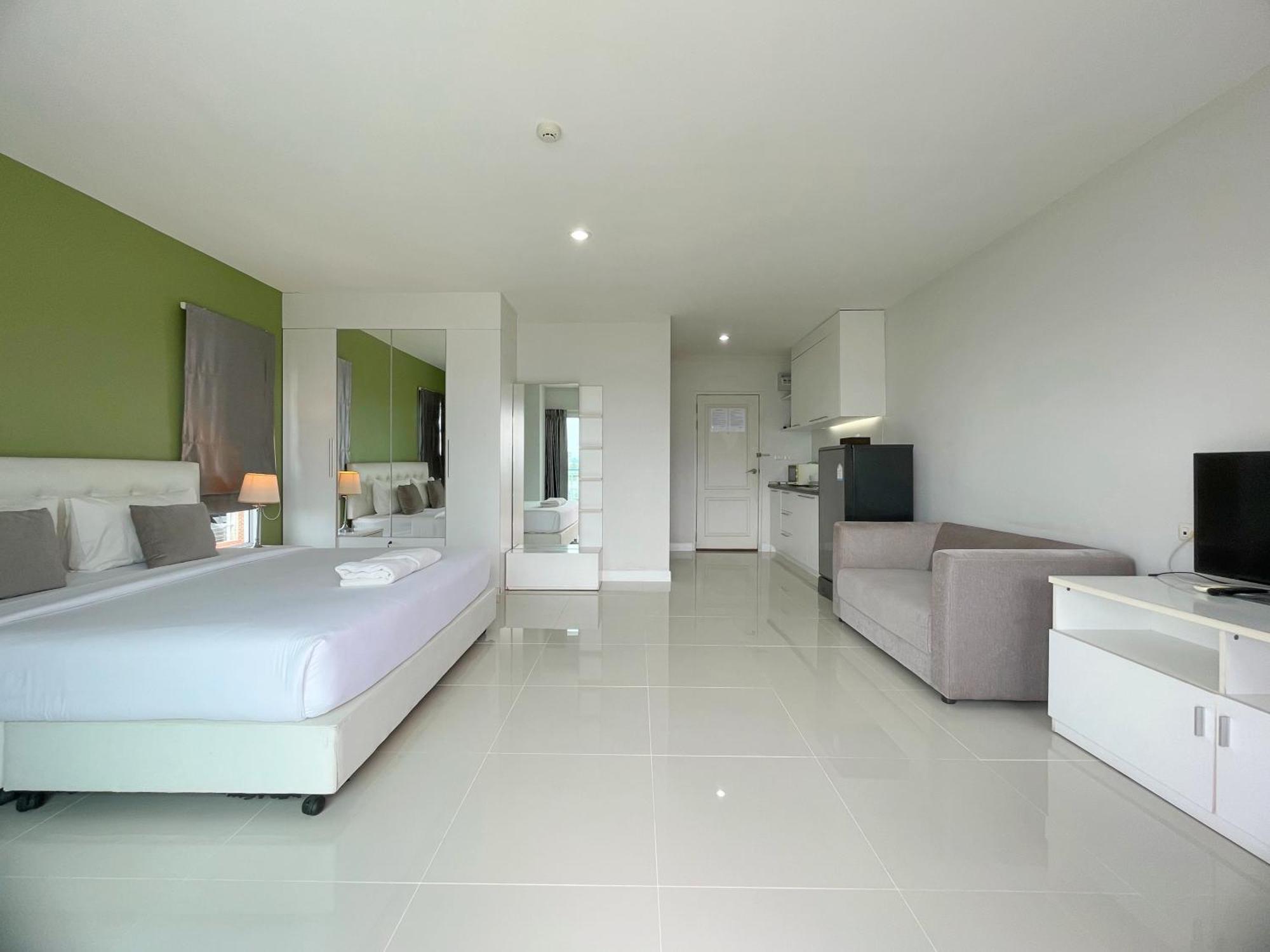 Hotel Baan Pattaya By Sabai Exterior foto