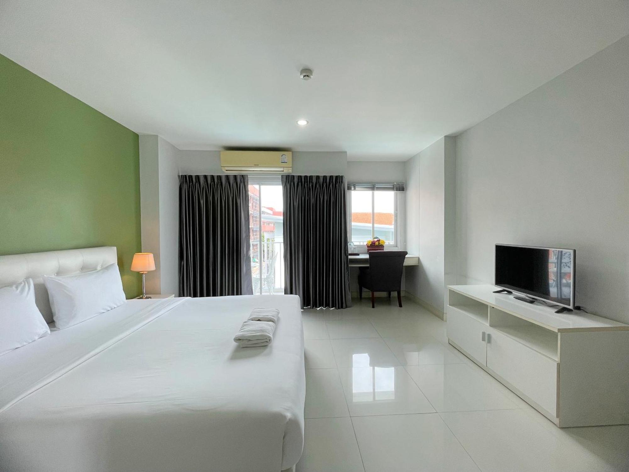 Hotel Baan Pattaya By Sabai Exterior foto